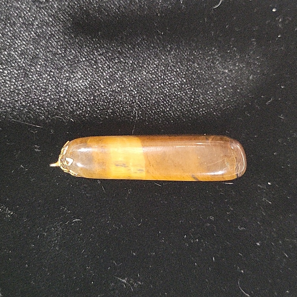 Handcrafted Triangular Tigers eye pendant - Picture 3 of 8